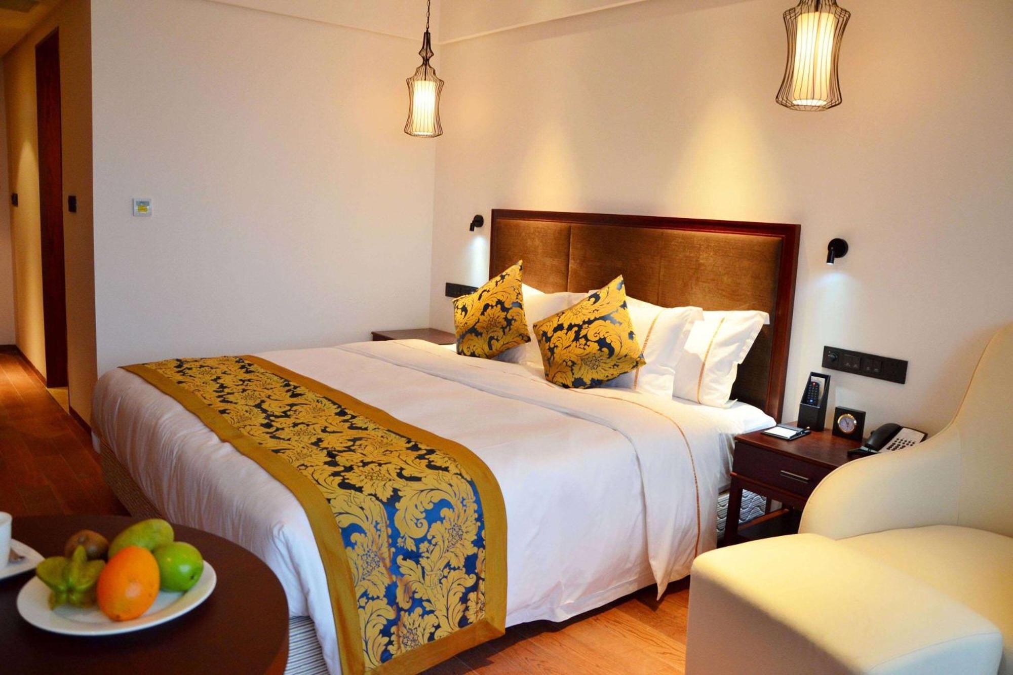 Wyndham Garden Hotel Lingshui  Екстериор снимка