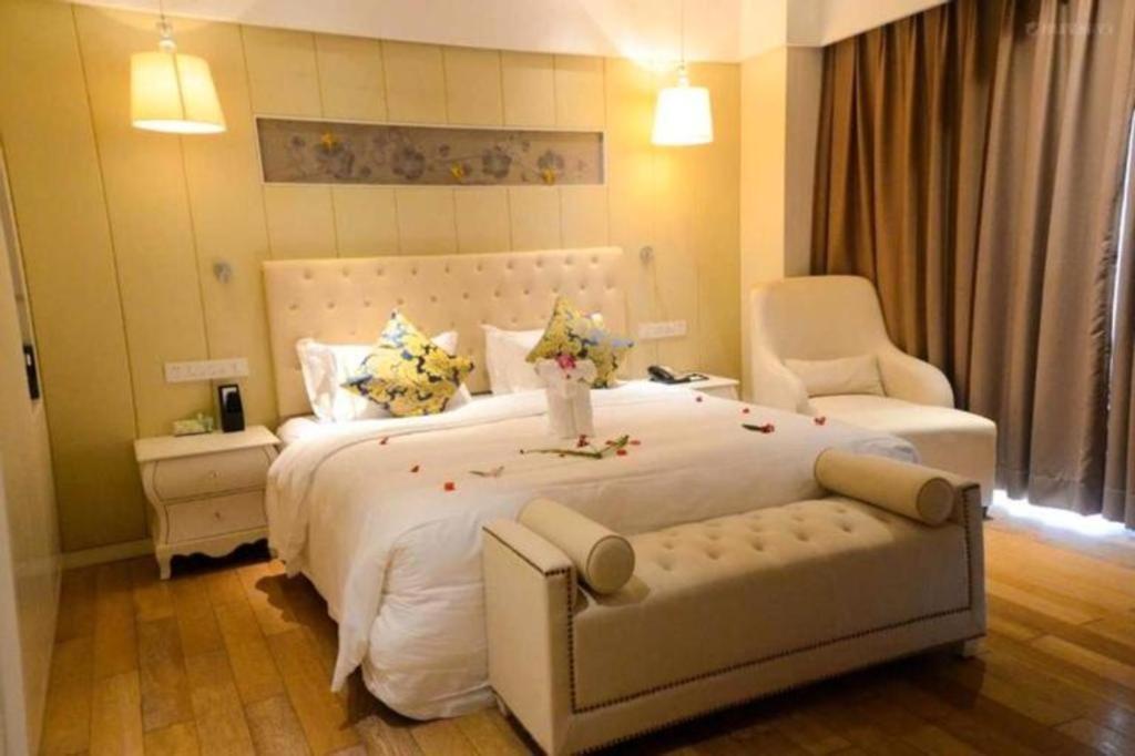 Wyndham Garden Hotel Lingshui  Екстериор снимка