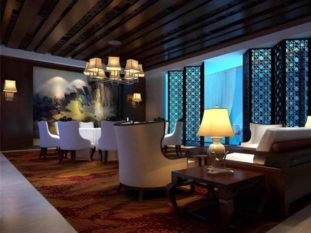 Wyndham Garden Hotel Lingshui  Екстериор снимка
