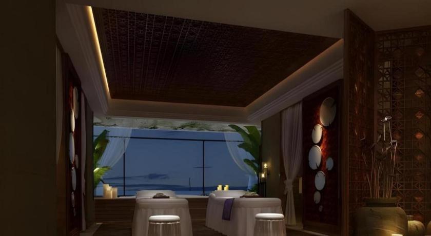 Wyndham Garden Hotel Lingshui  Екстериор снимка